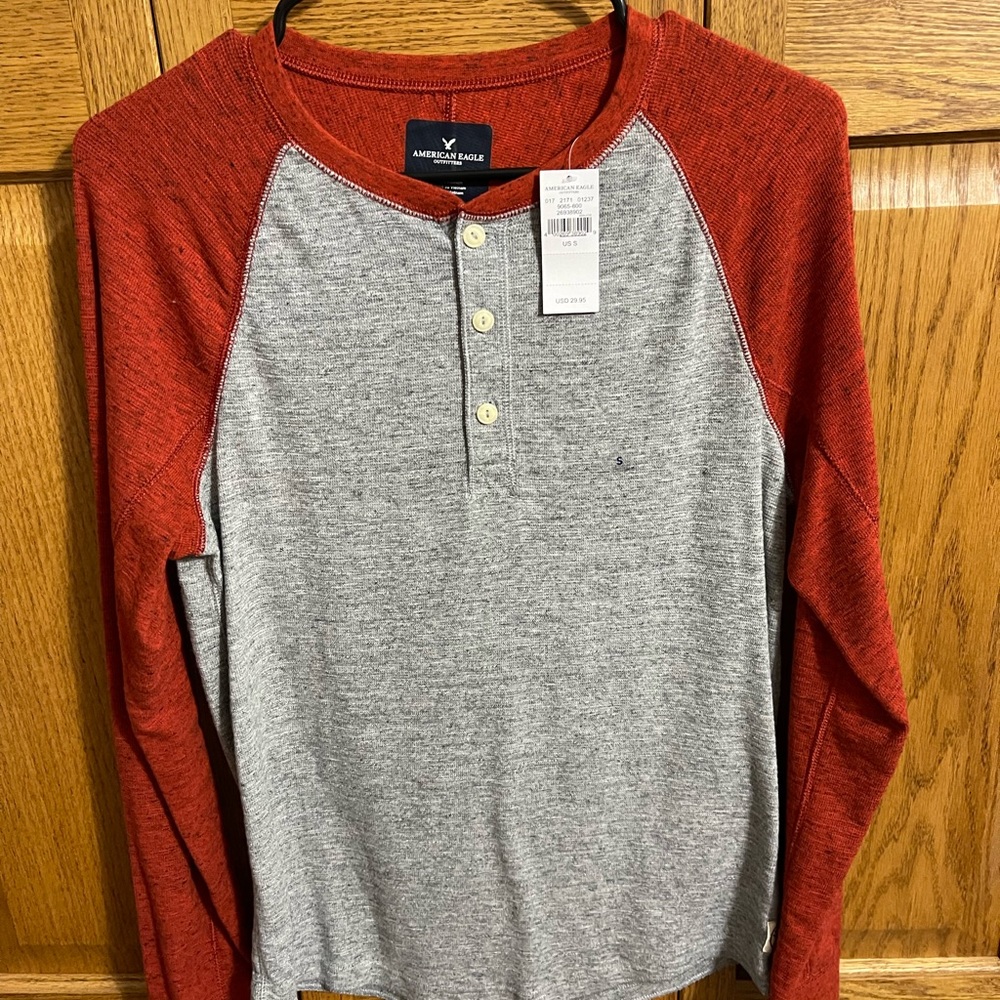 NWT Mens American Eagle Long Sleeve